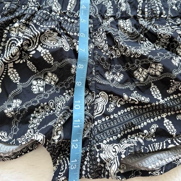 NEW!!! Free People movement shorts size S - Picture 7 of 8